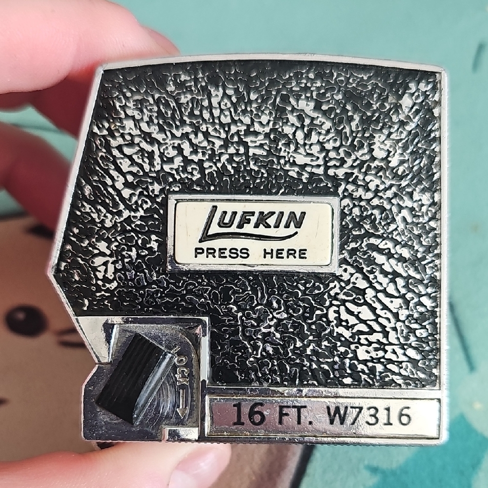 Vintage Lufkin Lokmatic 16 ft Power Tape Measure